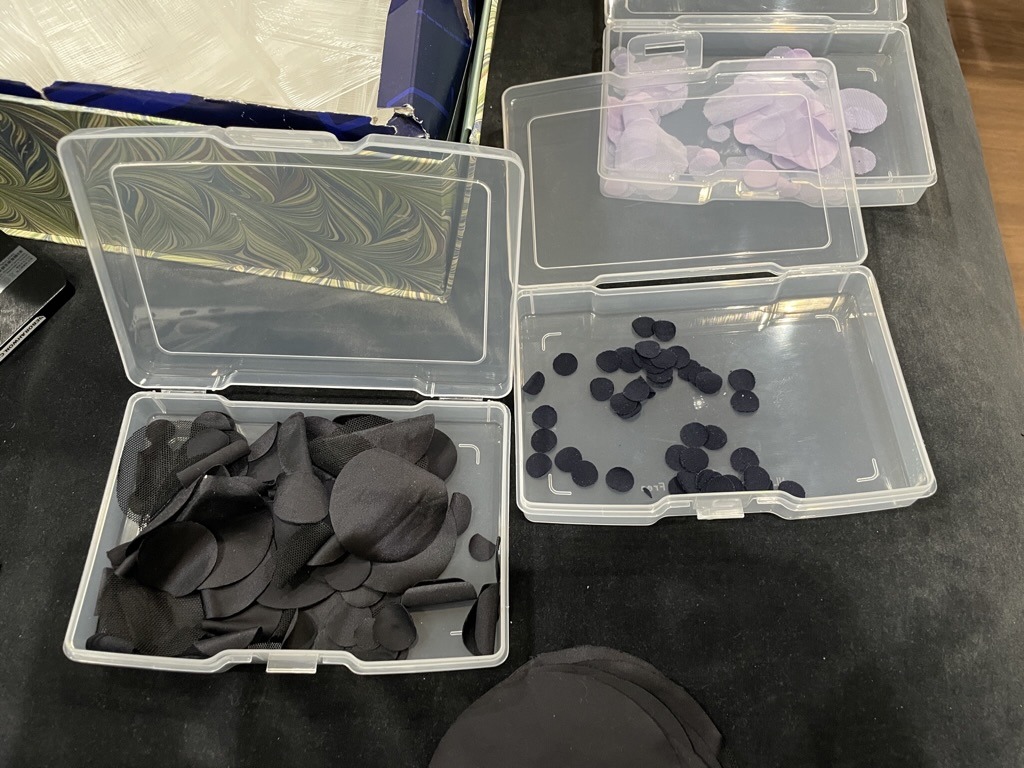 Fabric petal sorting